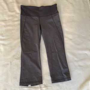 Lululemon crop leggings